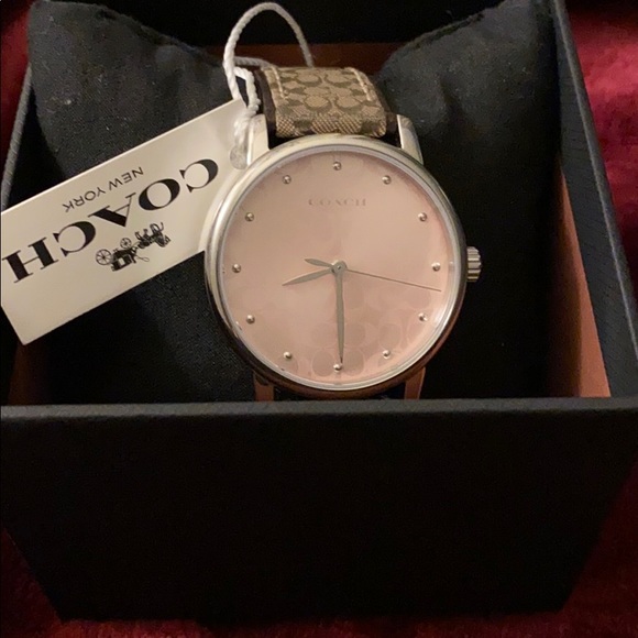 Coach watch - Picture 1 of 1